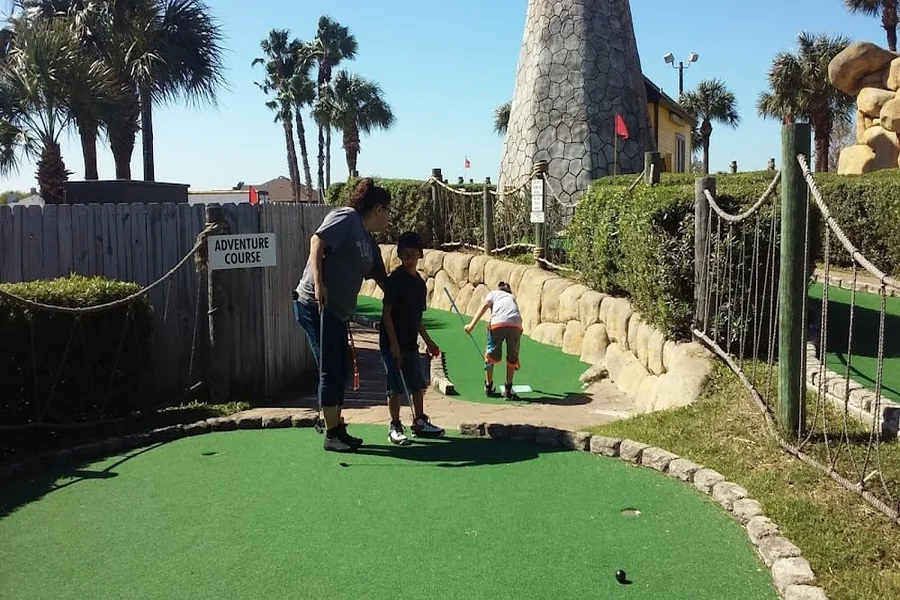 Treasure Island Golf and Games